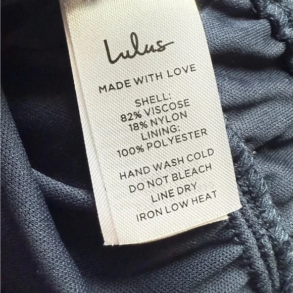 Lulus Romantic Long Sleeve Burnout Velvet Dress Size Large - Picture 9 of 9